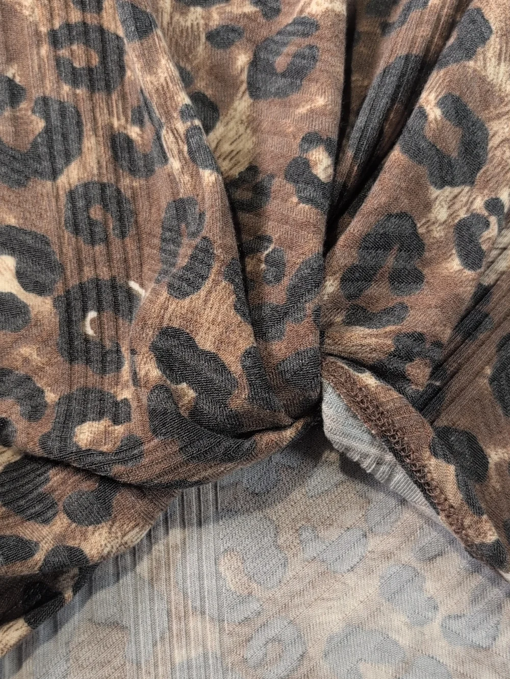 Perfect Peach Leopard Pocket Twist Tank Top Size XL